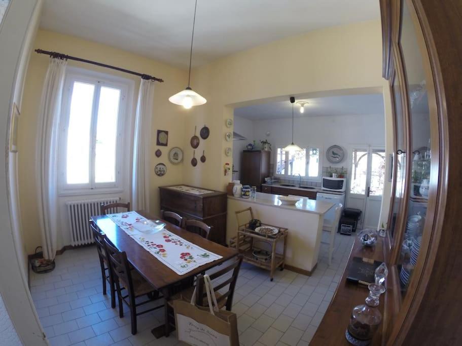 شقة Casa Mili تْشيرتالدو المظهر الخارجي الصورة