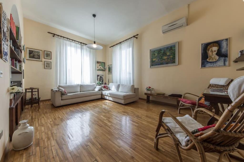 شقة Casa Mili تْشيرتالدو المظهر الخارجي الصورة